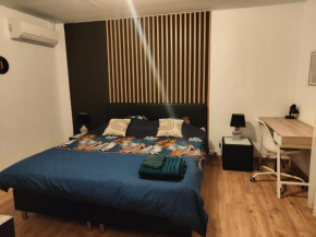 Chambre climatisée cosy Auberge du Manala Hôtel 24-24
